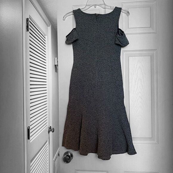 DEREK LAM Grey Open Shoulder Dress Size 0 - Picture 5 of 8